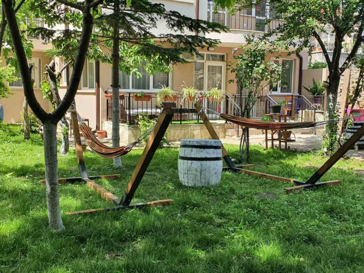 House With Garden Hotel Pomorie Exterior photo
